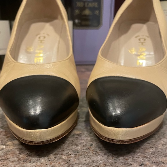 Chanel nude black cap toe classic pump platform heel 36.5 - Picture 5 of 16